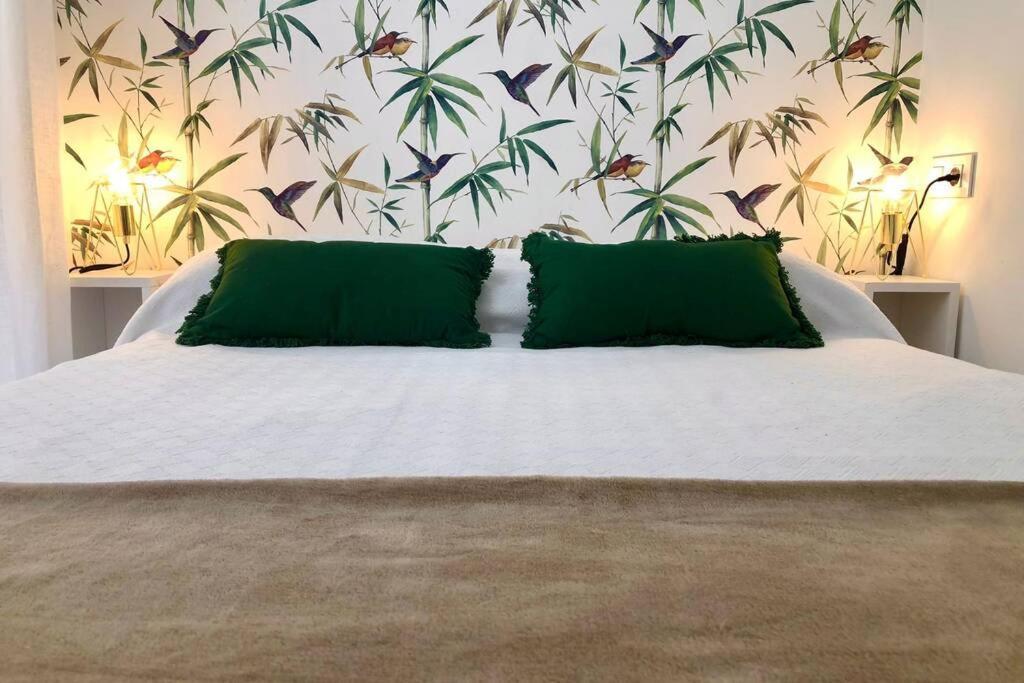 Gatu Premium Villa Libertad, Preferente Mayores De 25 Anos Y Familias Кадис Экстерьер фото